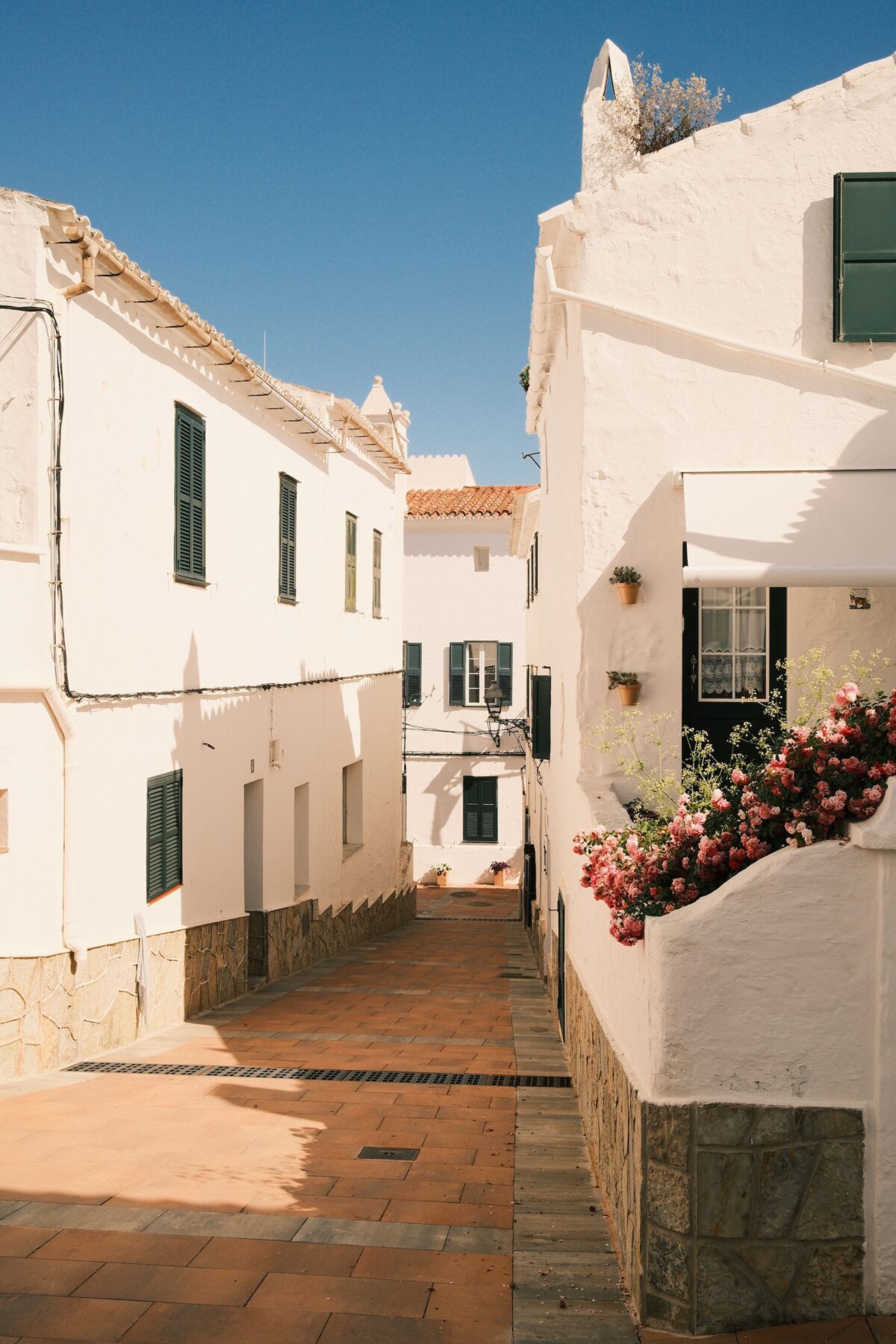 Menorca secreta: 5 rincones ocultos que solo descubrirás en coche de alquiler